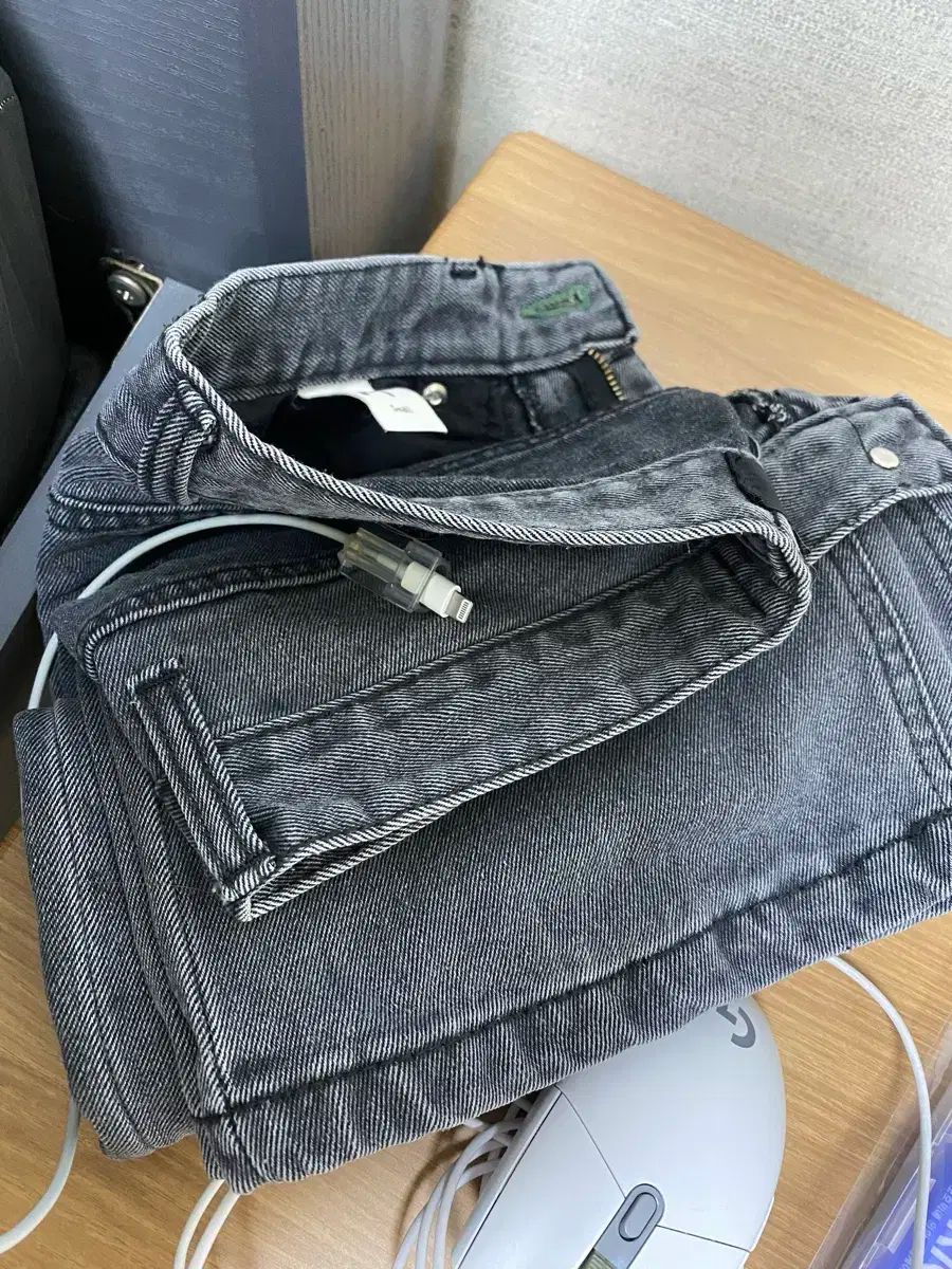 【雷市場（ポンジャン）商品韓国直送】 Lコード ブラックデニム ワイド デニム