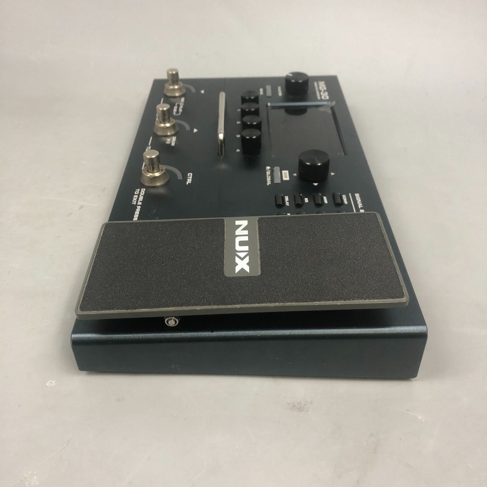 美品 NUX MG-30 NUX MG-30 Multi-Effects and Amp Modeler | zZounds