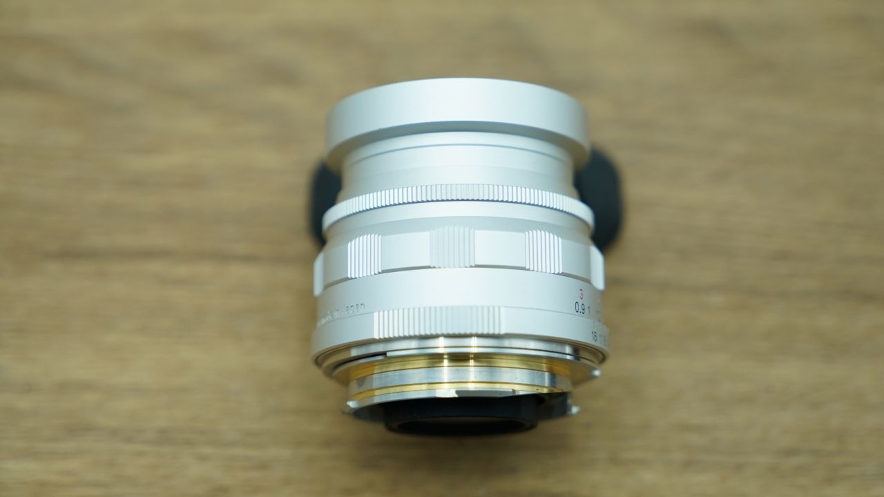 8259 美品 VOIGTLANDER ULTRON 35mm 1.7 - メルカリ