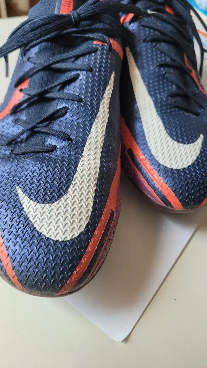 NIKE ナイキ ファントム サッカーシューズ 270