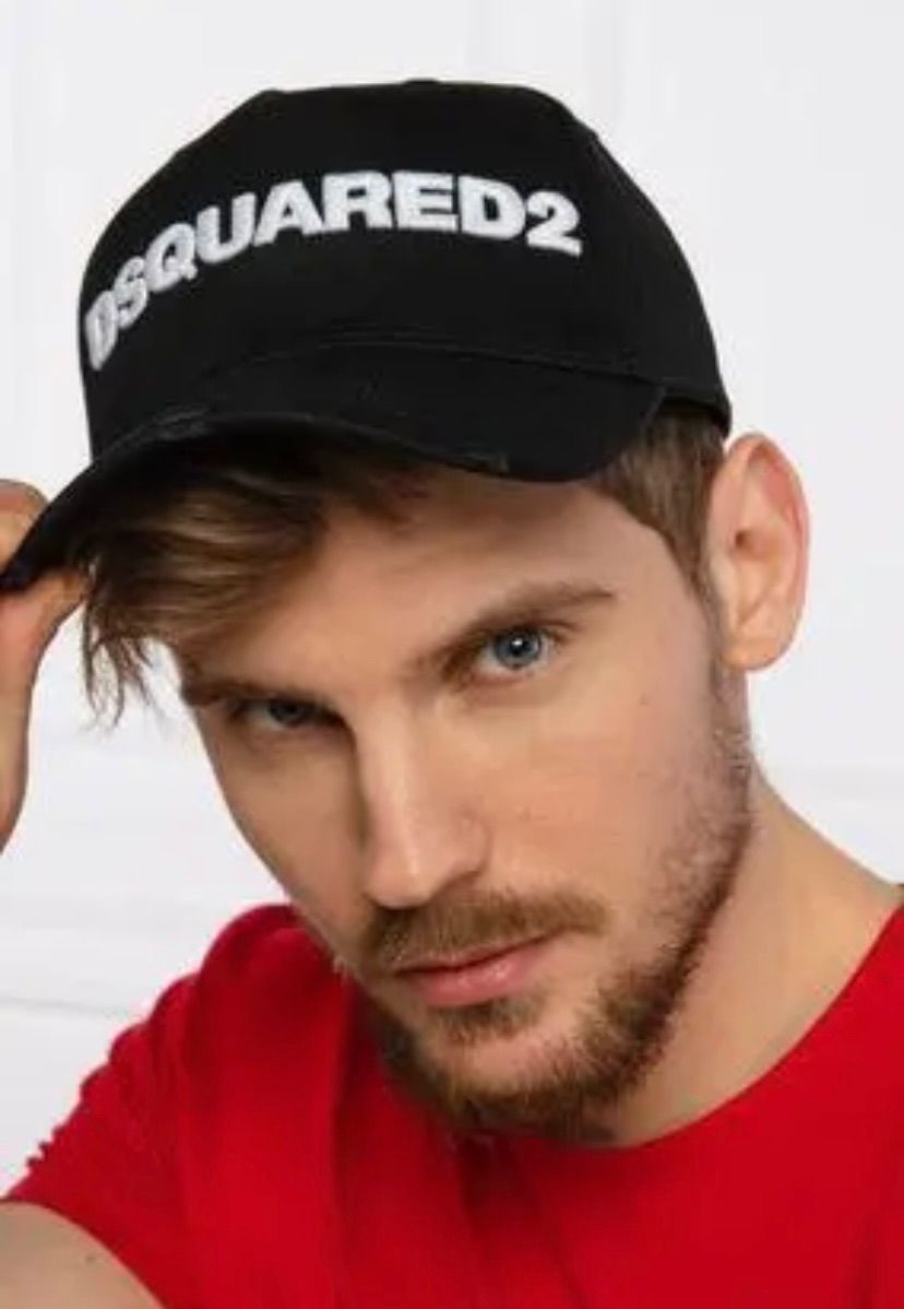 再入荷！半額以下新品　DSQUARED2 ロゴ logo ベースボール キャップ DSQUARED2 ディースクエアード 帽子 キャップ アイコン ベース
