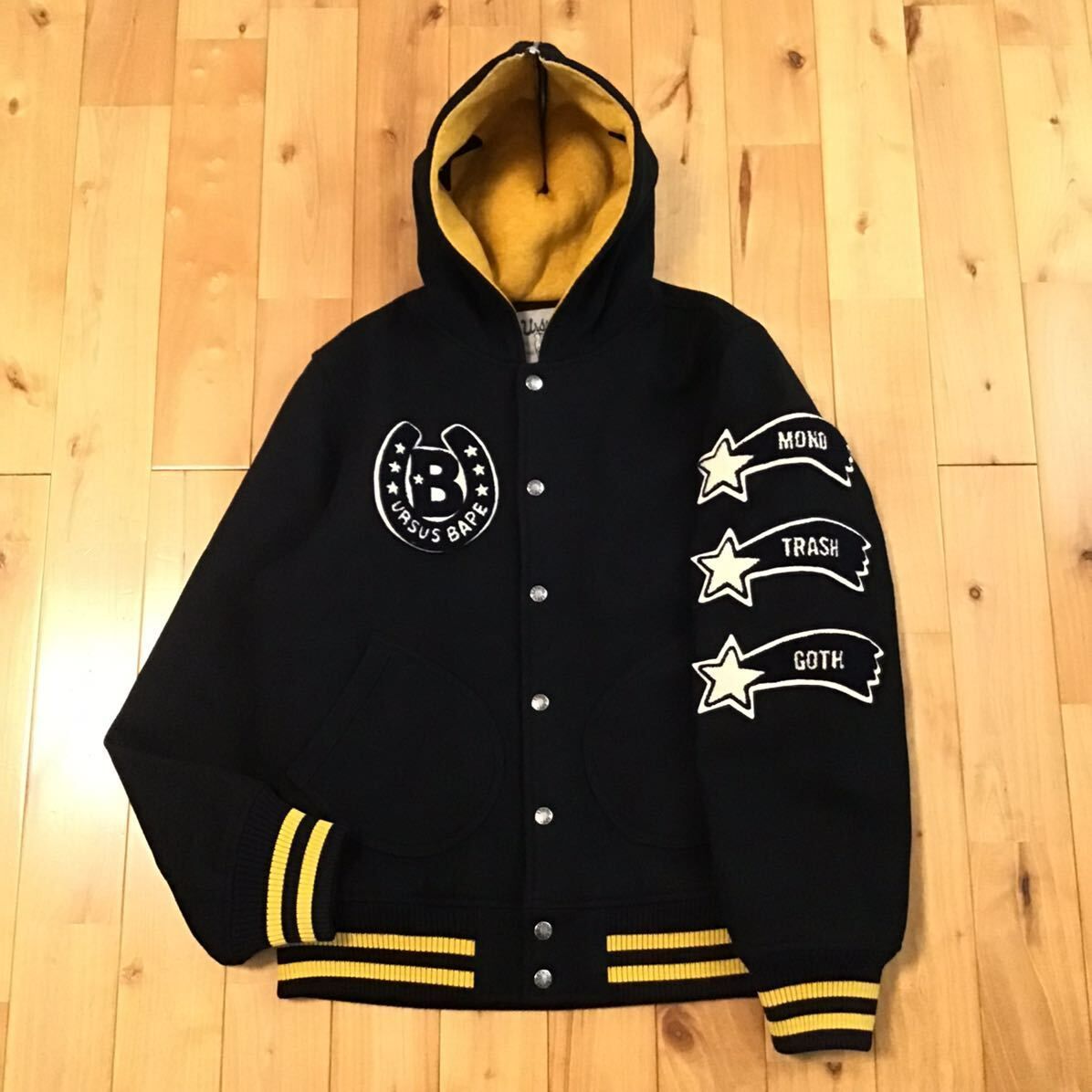 URSUS BAPE メルトン スタジャン Mサイズ ネイビー a bathing ape varsity jacket エイプ ベイプ  アベイシングエイプ NIGO - メルカリ