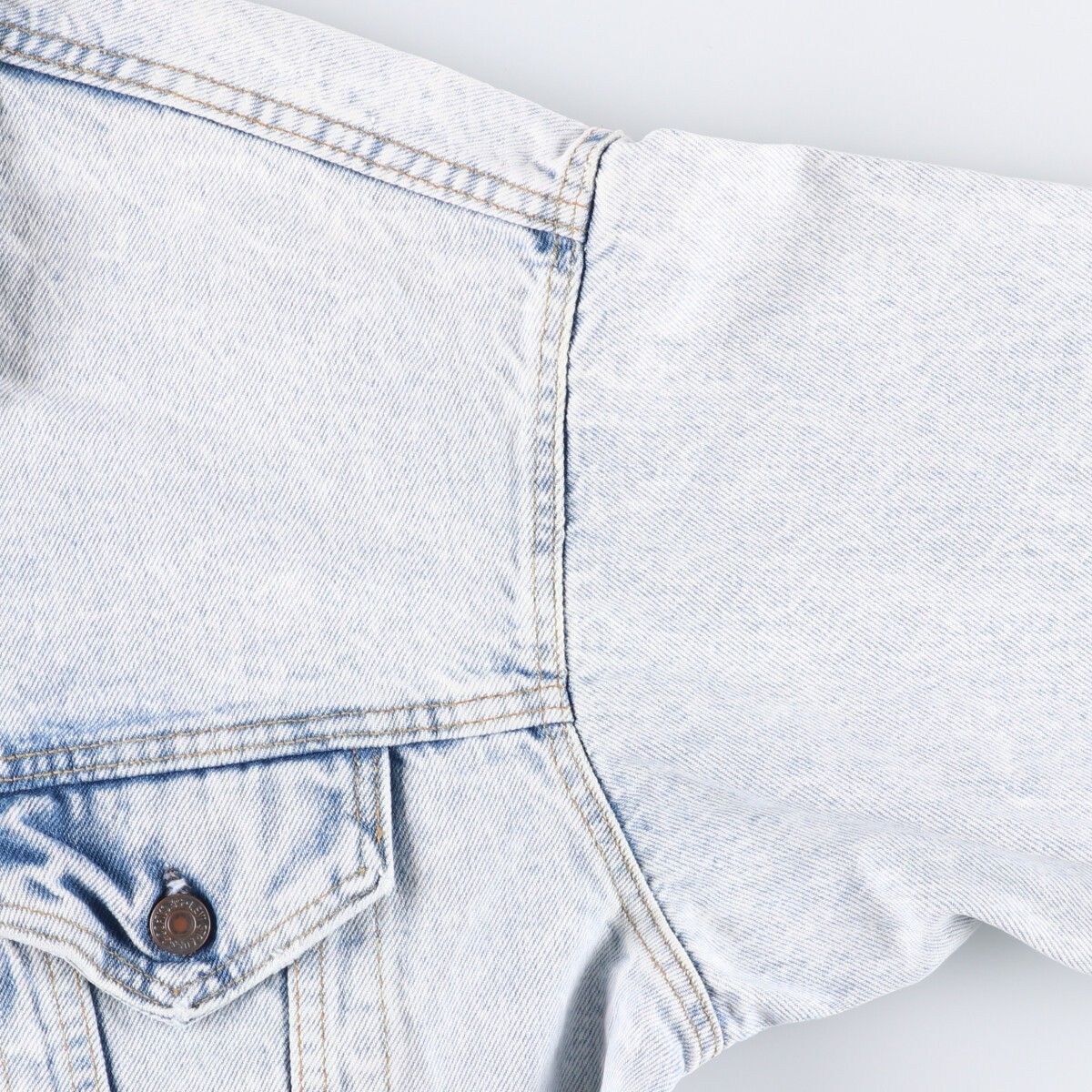 リーバイス Levi