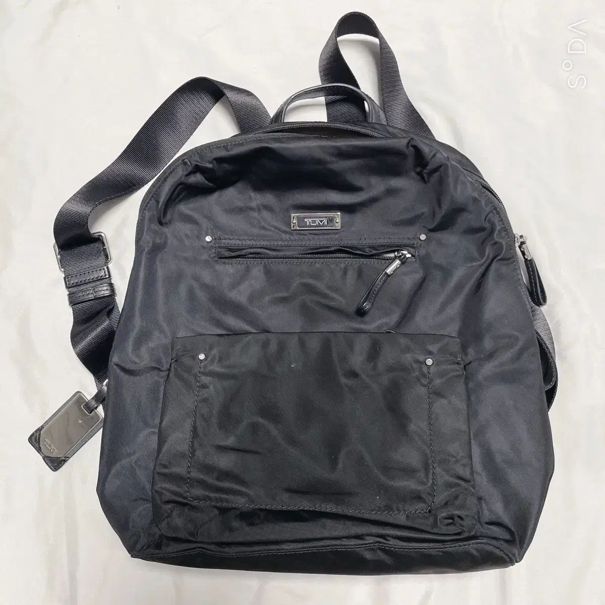 TUMI シルバー ナイロンバックパック Tumi | Bags | Tumi Just In Case Backpack | Poshmark