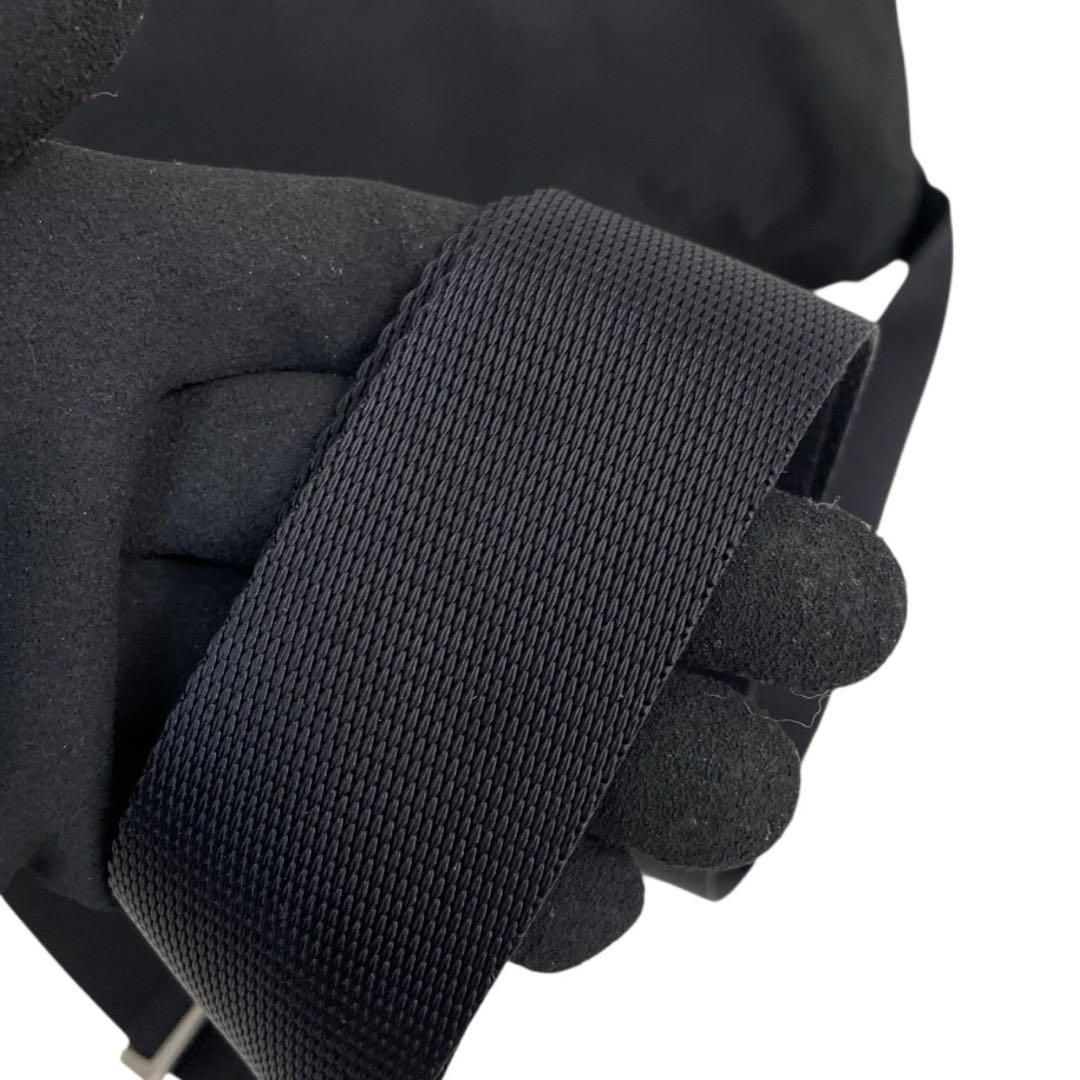 価格交渉/質問大歓迎♪】プラダ メッセンジャーバッグ 三角ロゴ