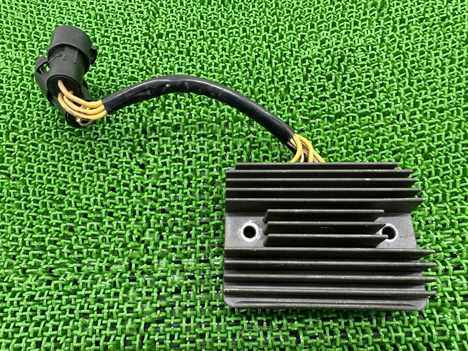 ZX-12R レギュレター カワサキ 純正 中古 バイク 部品 NINJA ZX12R レギュレーター レクチファイアー 機能的問題なし 車検 Genuine