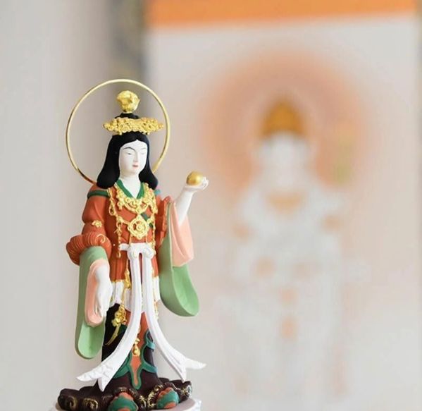 木彫りの仏像 吉祥天立像 浄瑠璃寺型 17cm 木製 ツゲ 柘植 彩色 SKLAD-KIRPICHA_RU