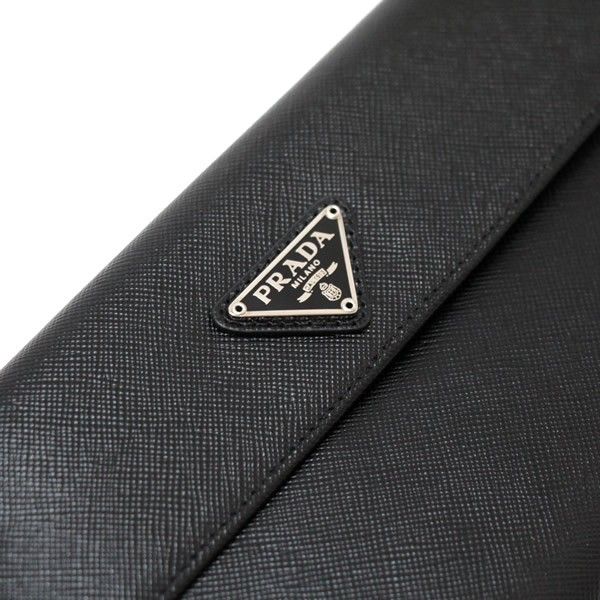 極美品 プラダ PRADA 三角ロゴ Wホックファスナー付き 二つ折り長財布