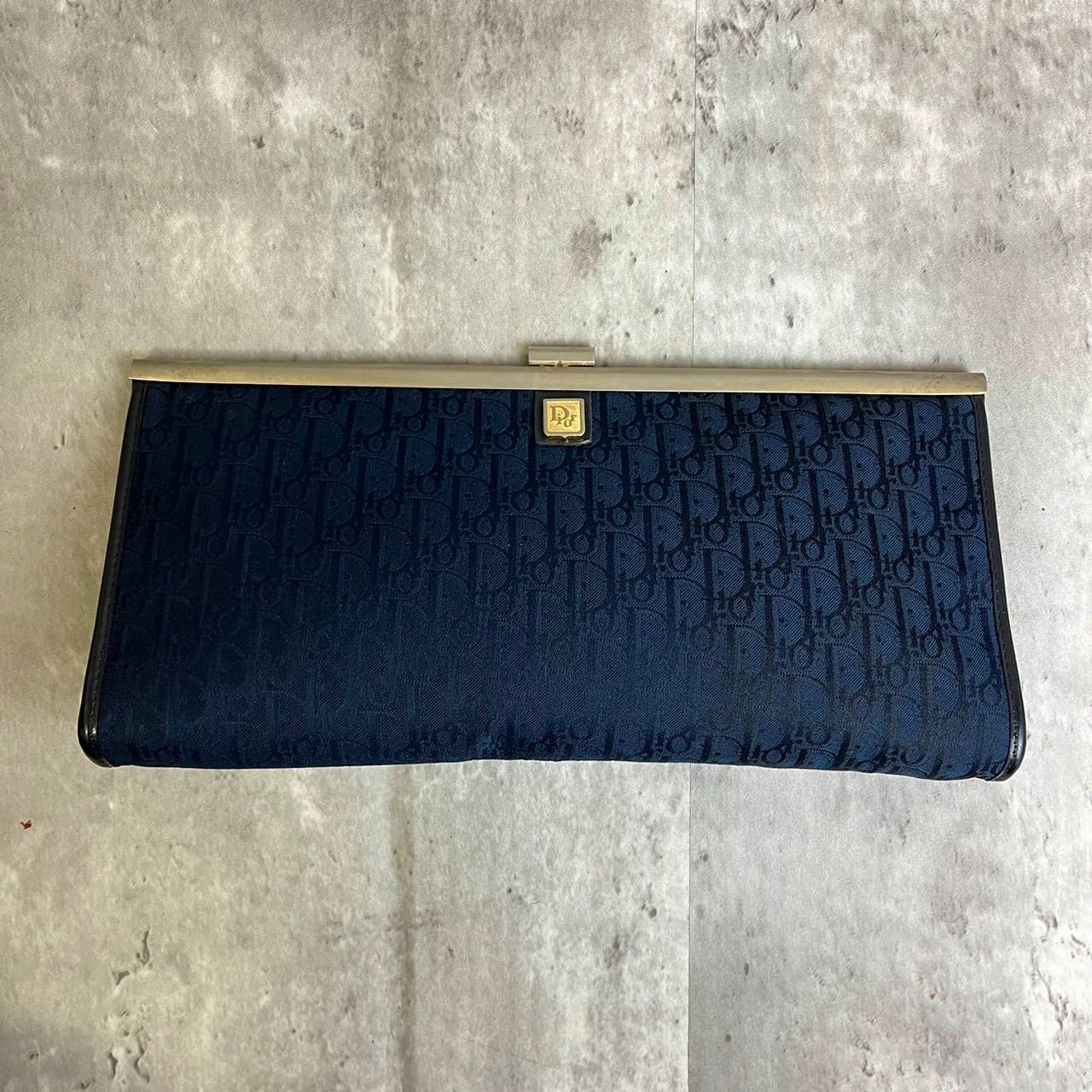 DIOR がま口 クラッチバッグ トロッター 総柄 ロゴ型押し ゴールド金具 DIOR がま口 クラッチバッグ トロッター 総柄 ロゴ型押し