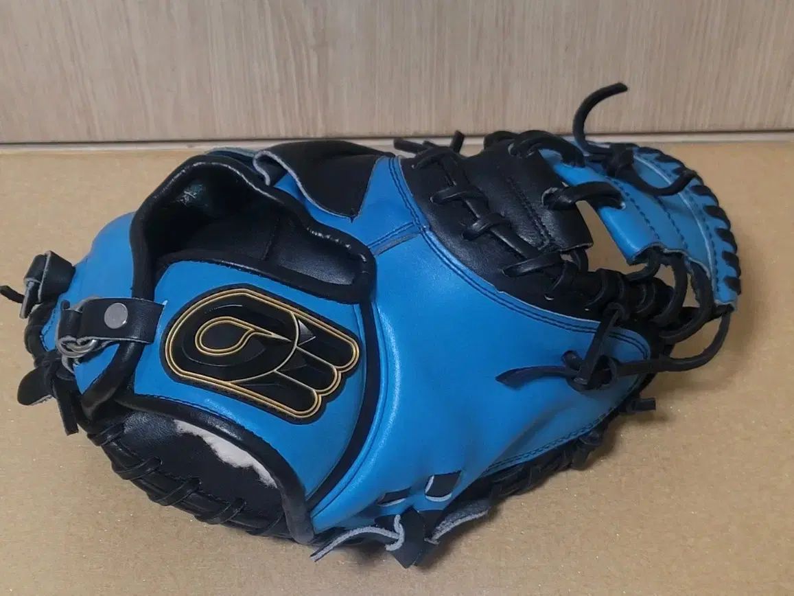 ONE Tシャツ C90 キャッチャーミット