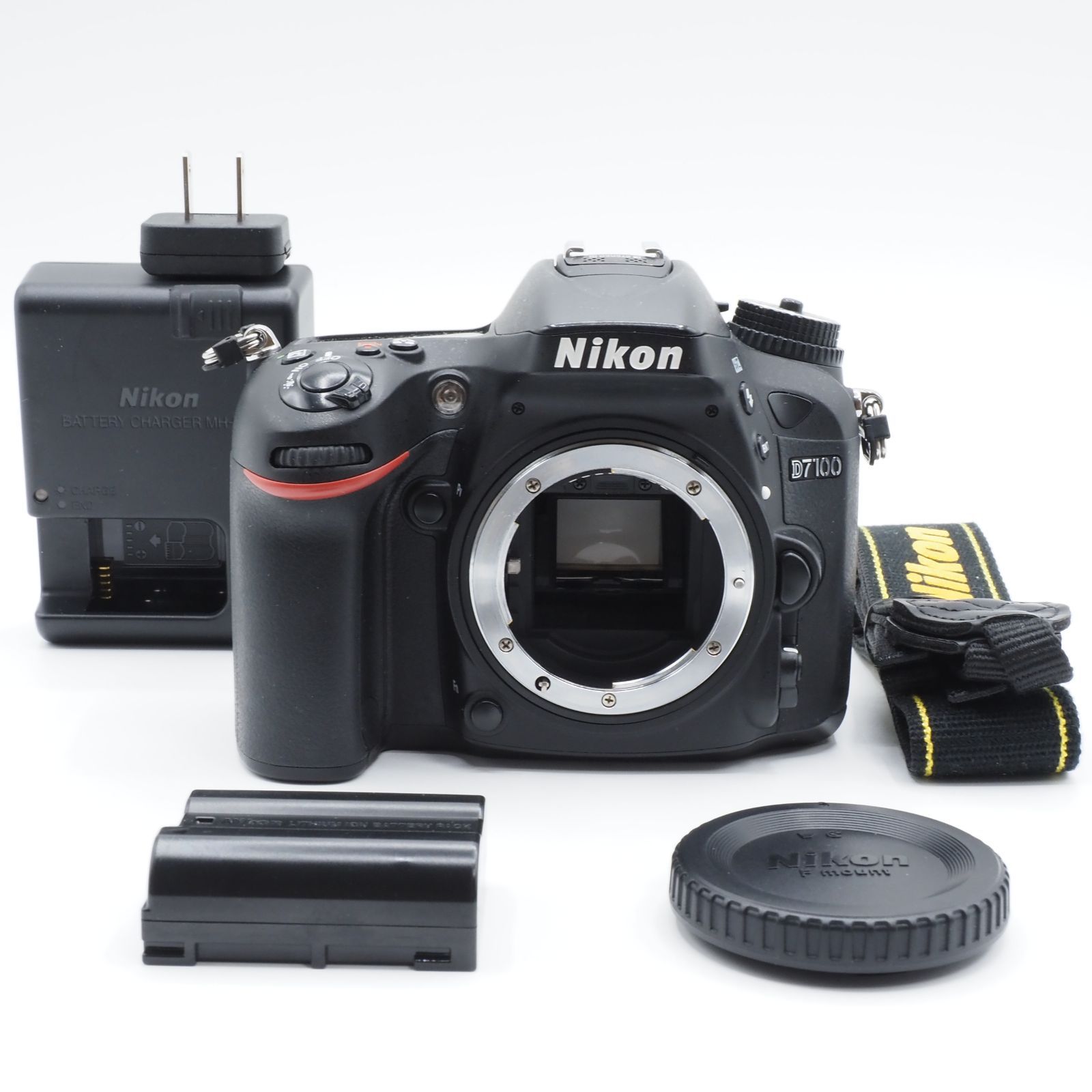 ☆訳アリ・実用品☆ Nikon ニコン デジタル一眼レフカメラ D7100