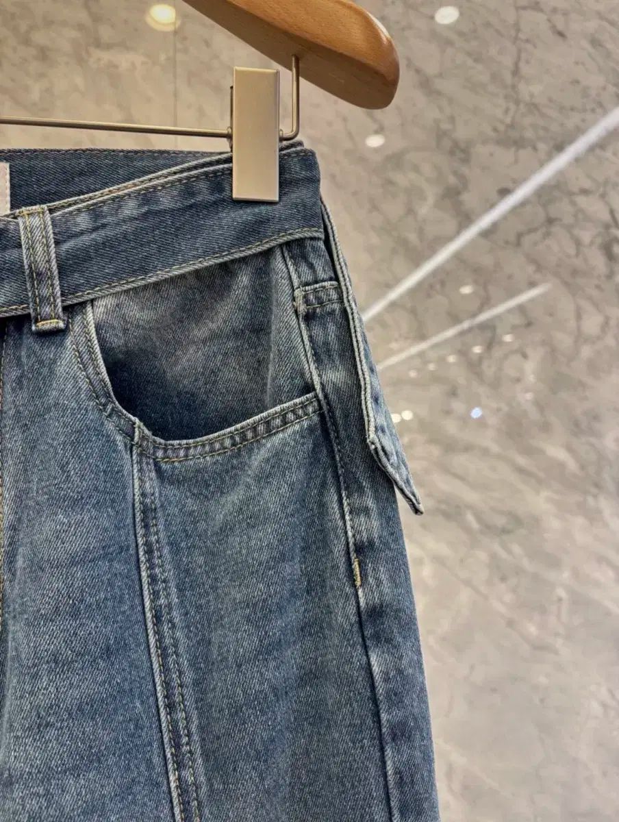 NEW YORK スタイル 企画 2025 f w ベルトSET ウォッシュ デニム ブーツカット デニム DECORATOM_COM_BR