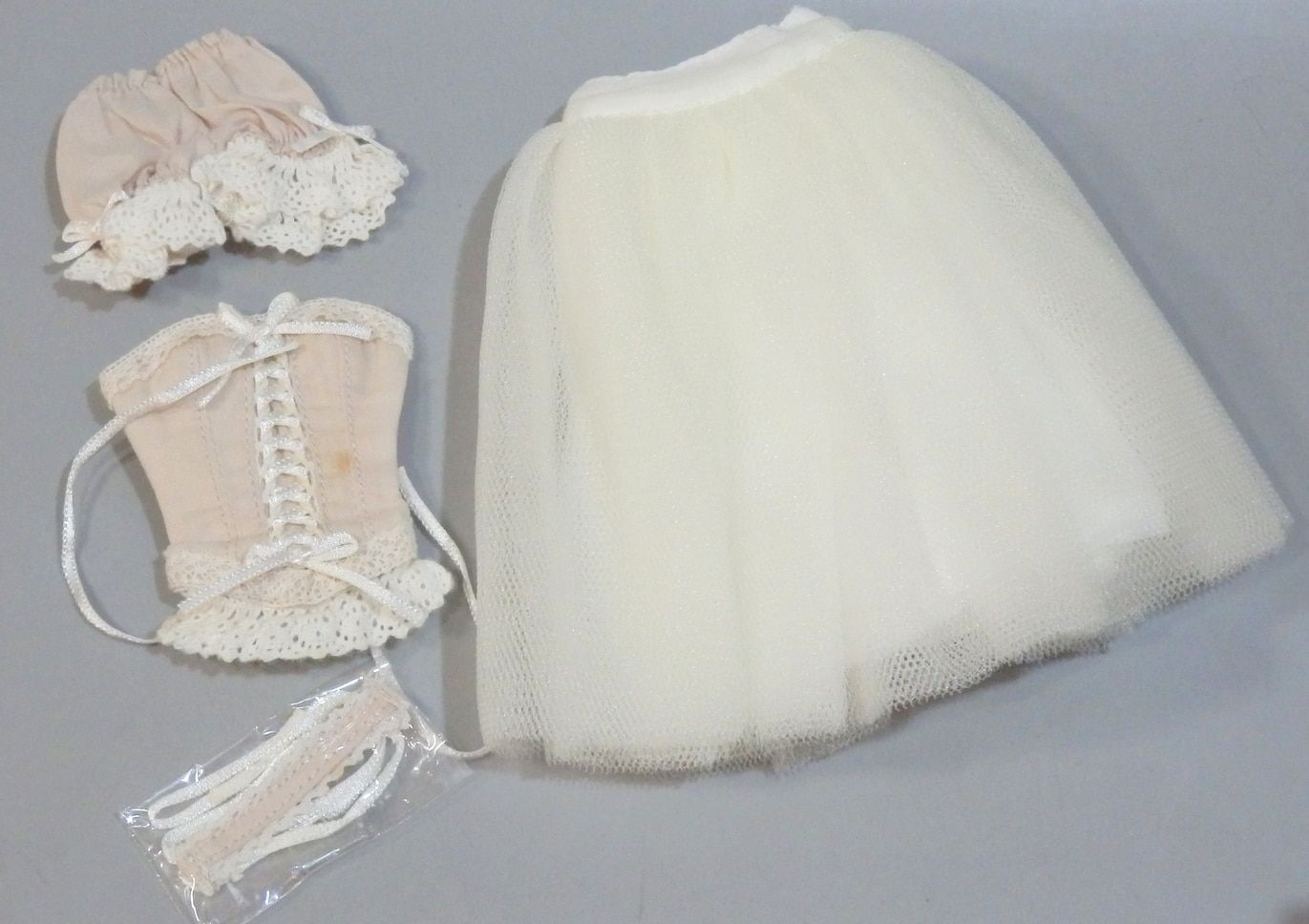セキグチ momokoDOLL デフォルト衣装 砂の雫