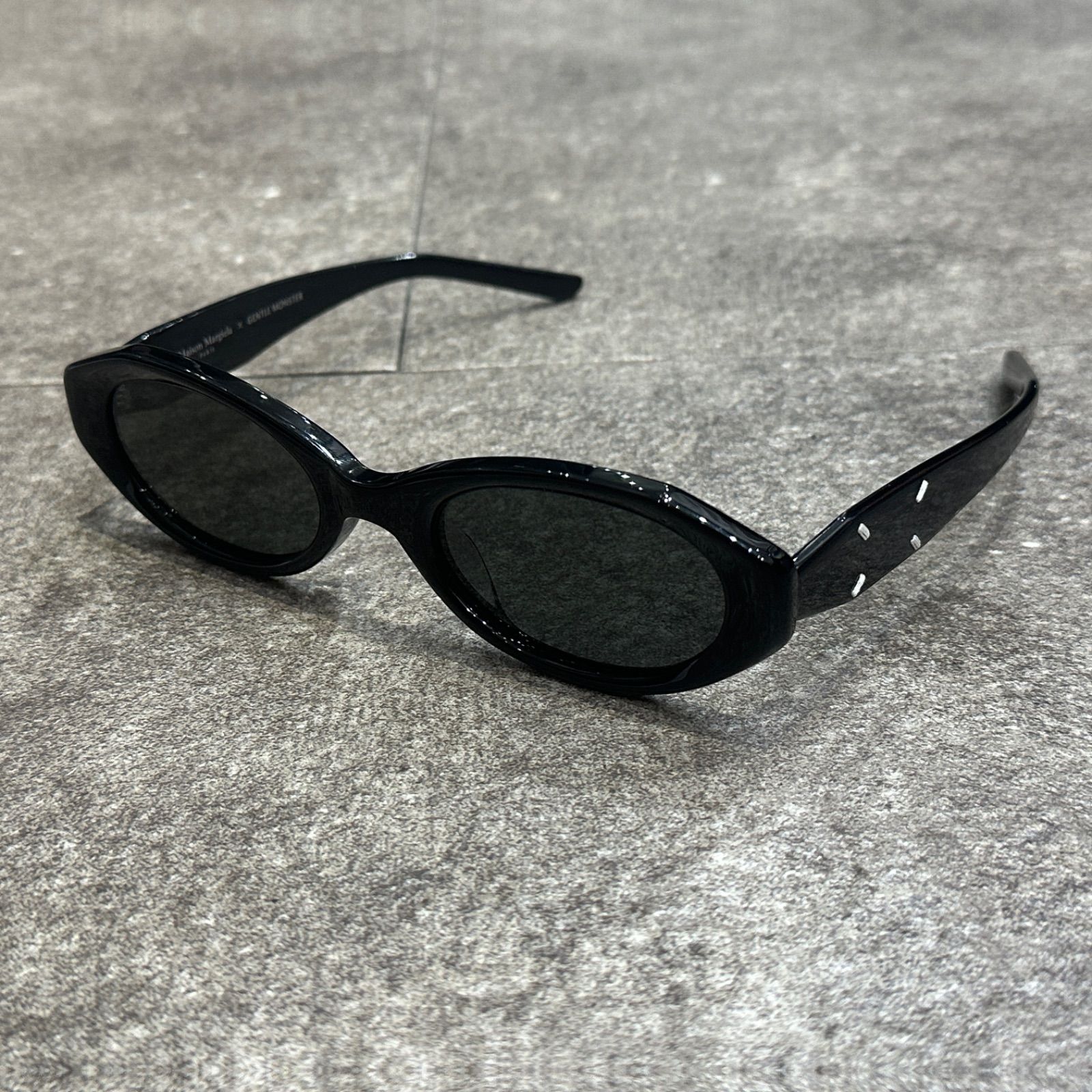 GENTLE MONSTER ブラック キャットアイ サングラス GENTLE MONSTER