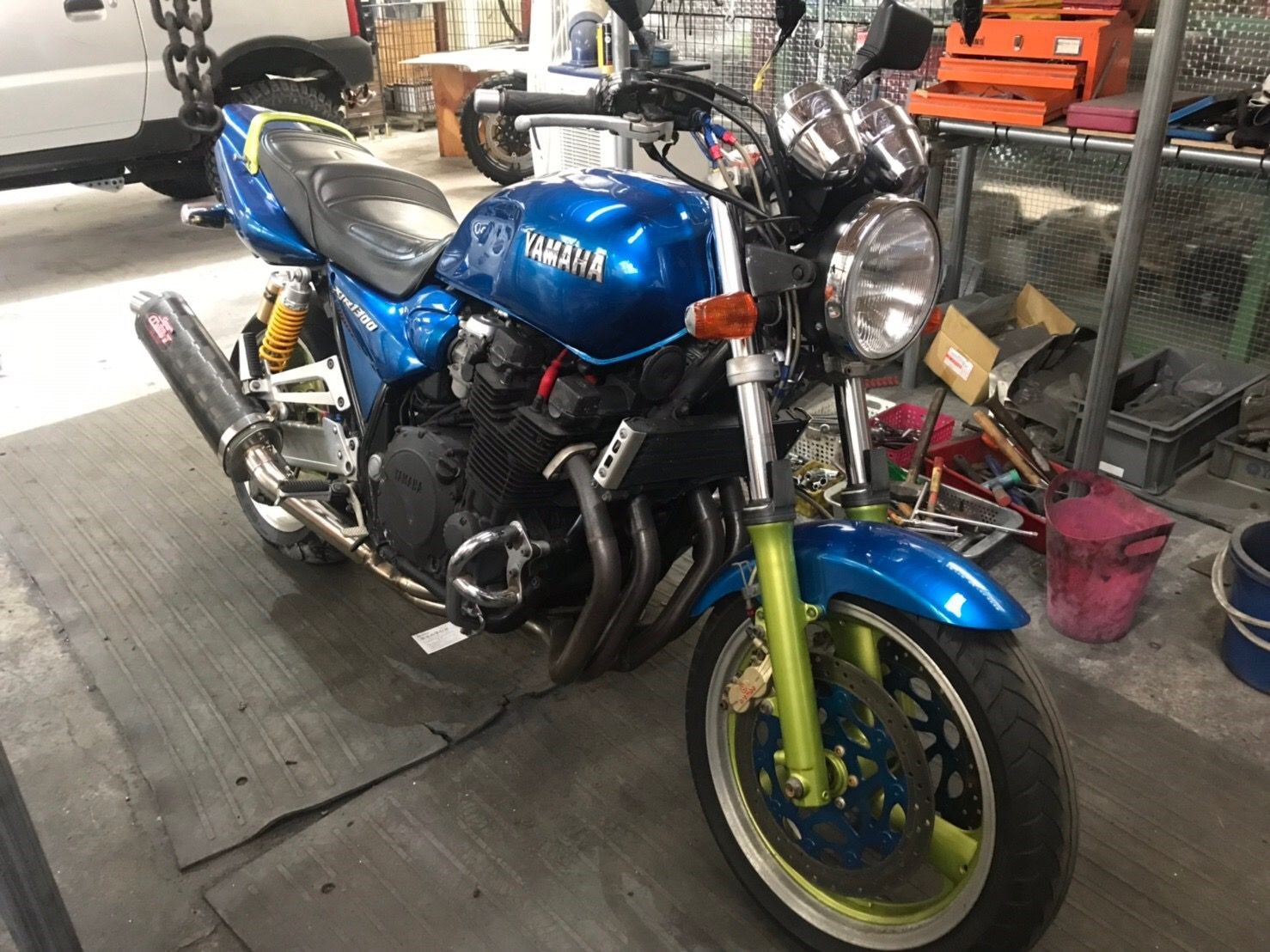 cbr400f ウオタニ