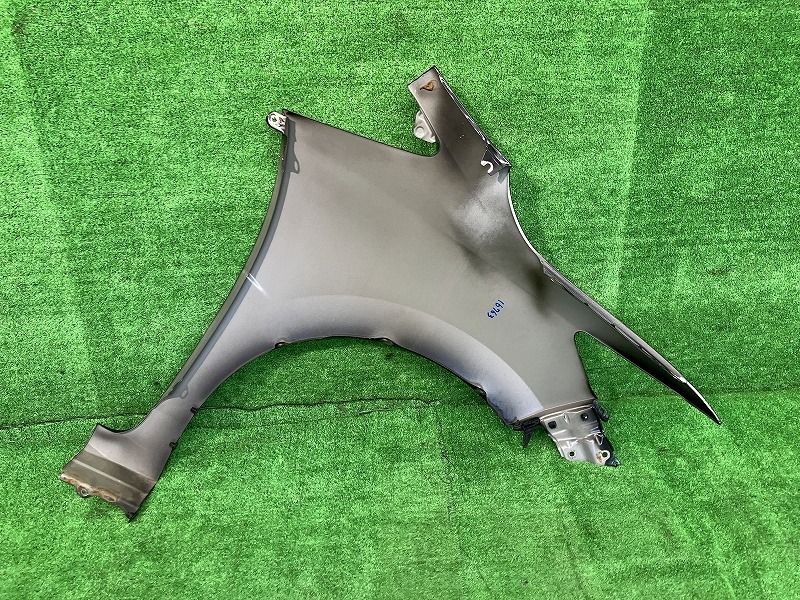 フィット GP5 左フロントフェンダー ハイブリッド Fパッケージ 60261