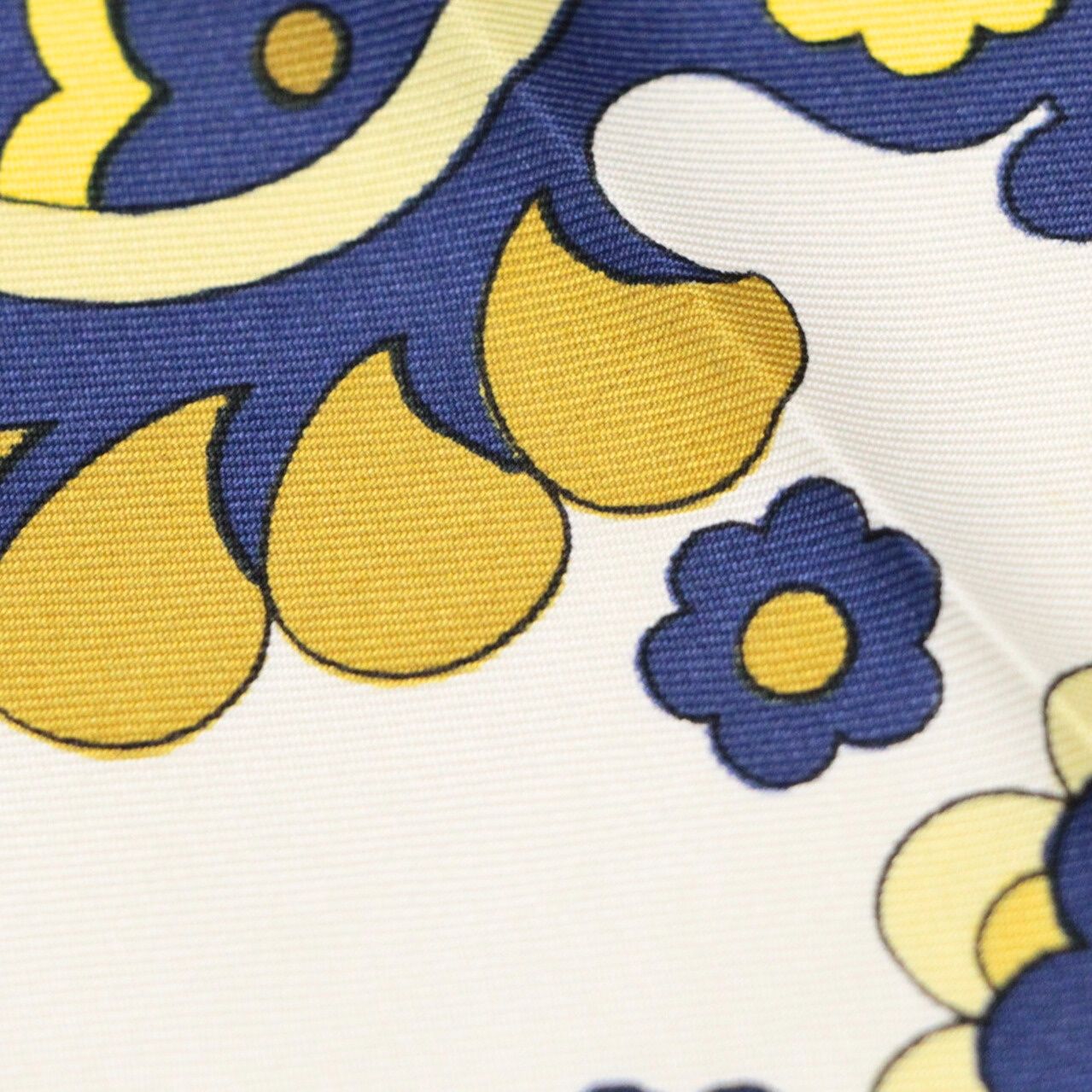 エルメス HERMES カレ90 大判スカーフ SKYROS スキロス 鳥 孔雀 シルク  