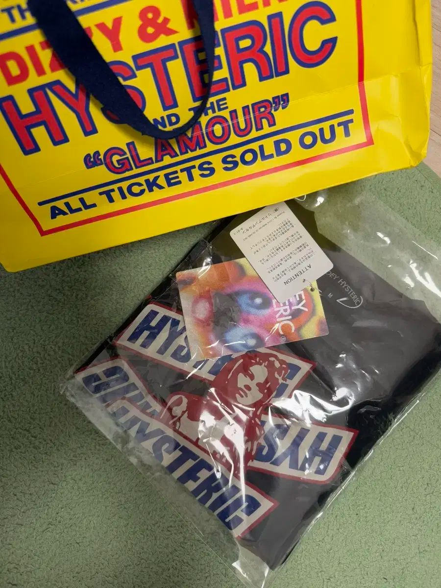 HYSTERIC GLAMOUR ヒステリックグラマー クロップド Tシャツ
