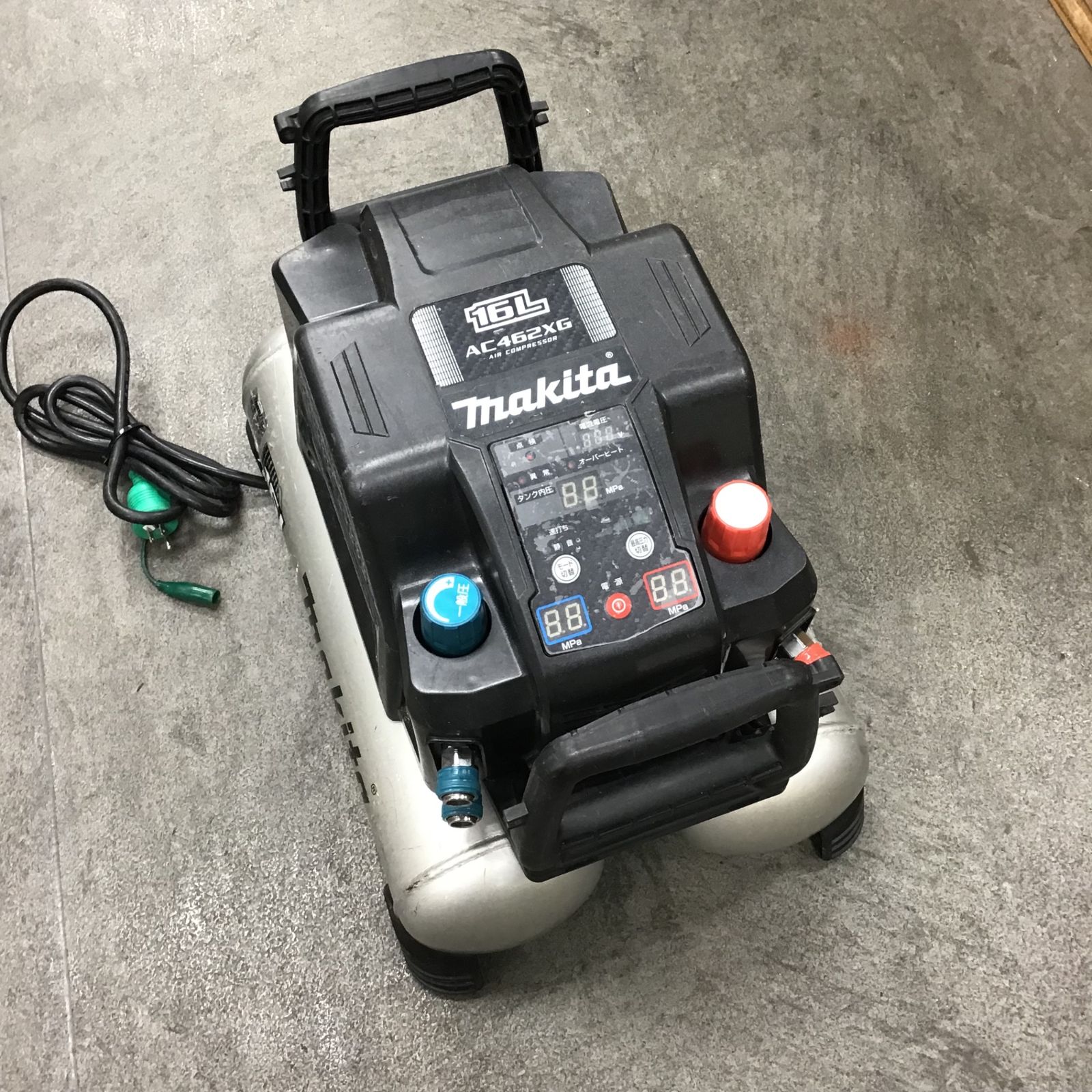 ☆マキタ(makita) エアコンプレッサー AC462XGB【川崎店】