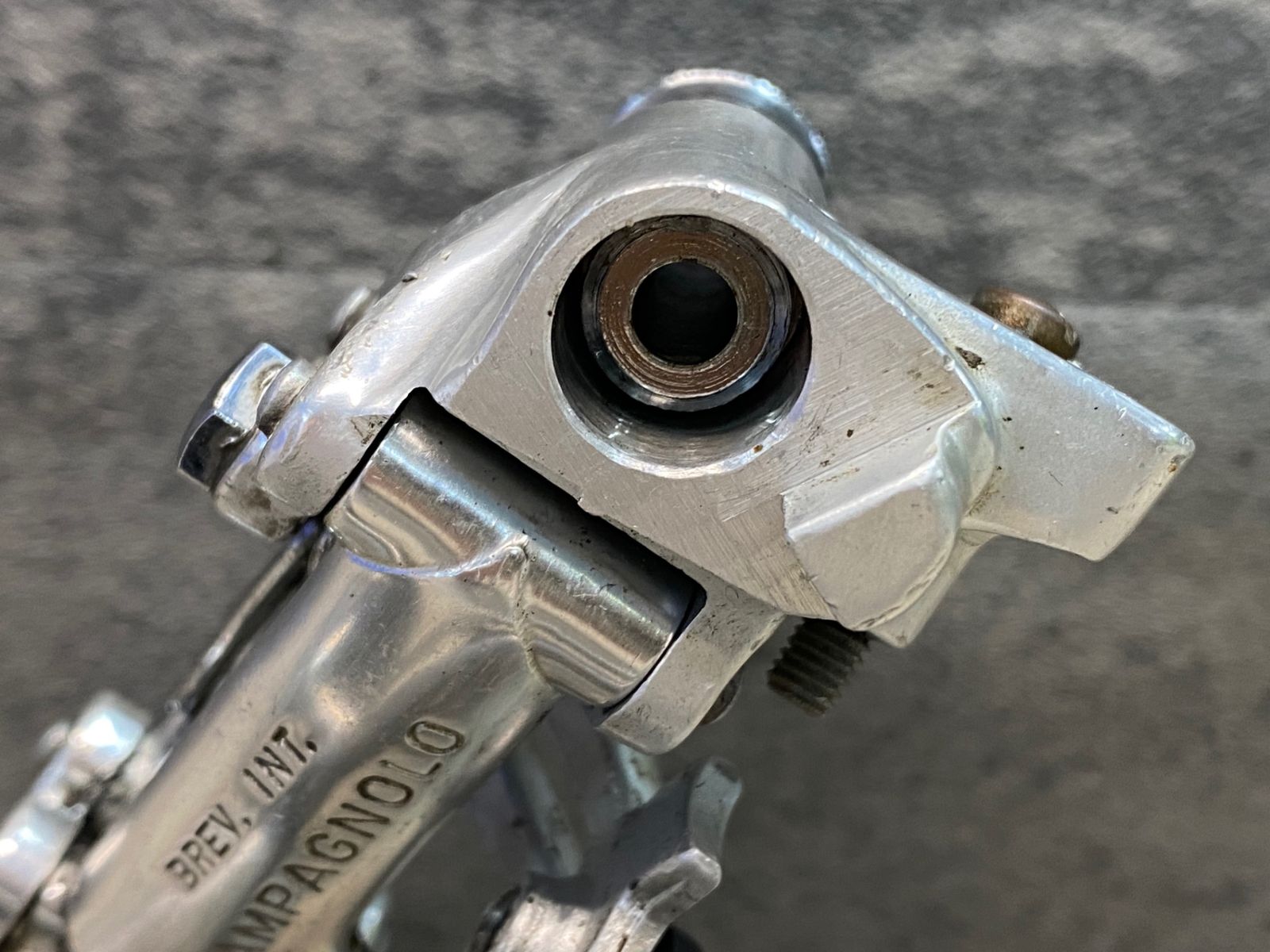 カンパニョーロ CAMPAGNOLO