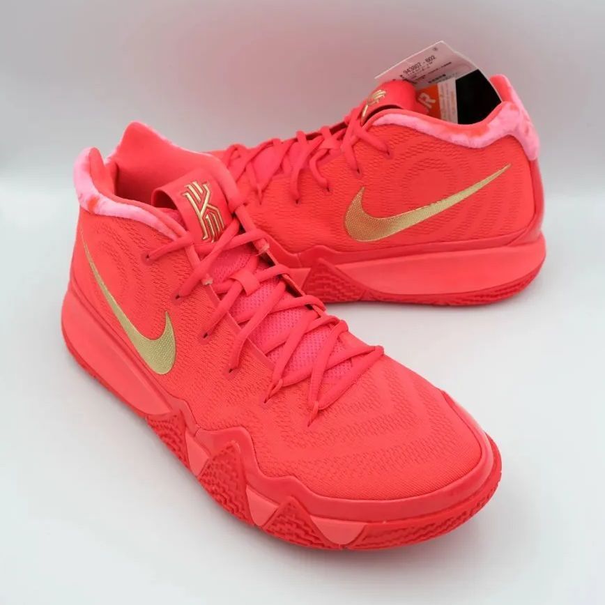 NIKE KYRIE 4 EP RED CARPET ナイキ カイリー 4 EP レッド カーペット 赤 金 31cm 943807 602 -  メルカリ