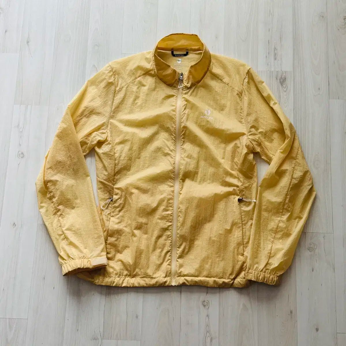 BLACK YAK ブラックヤク エア 飛ぶ ジャケット