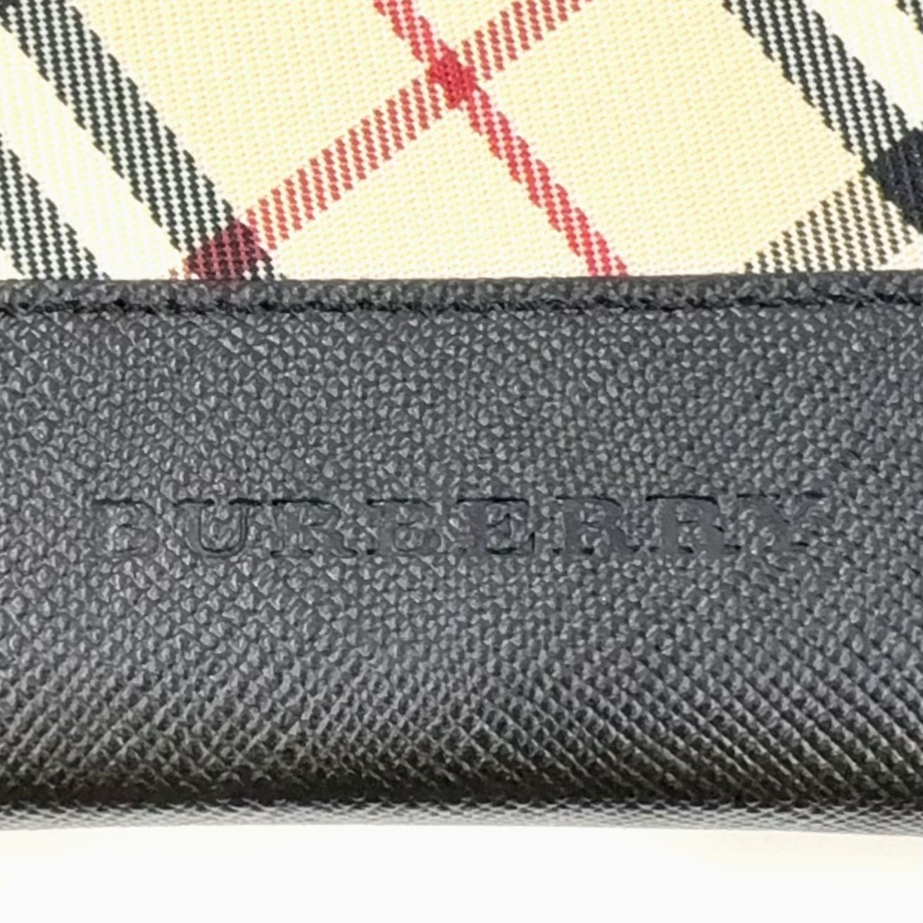 ブラック×ベージュ×ボルドー 財布