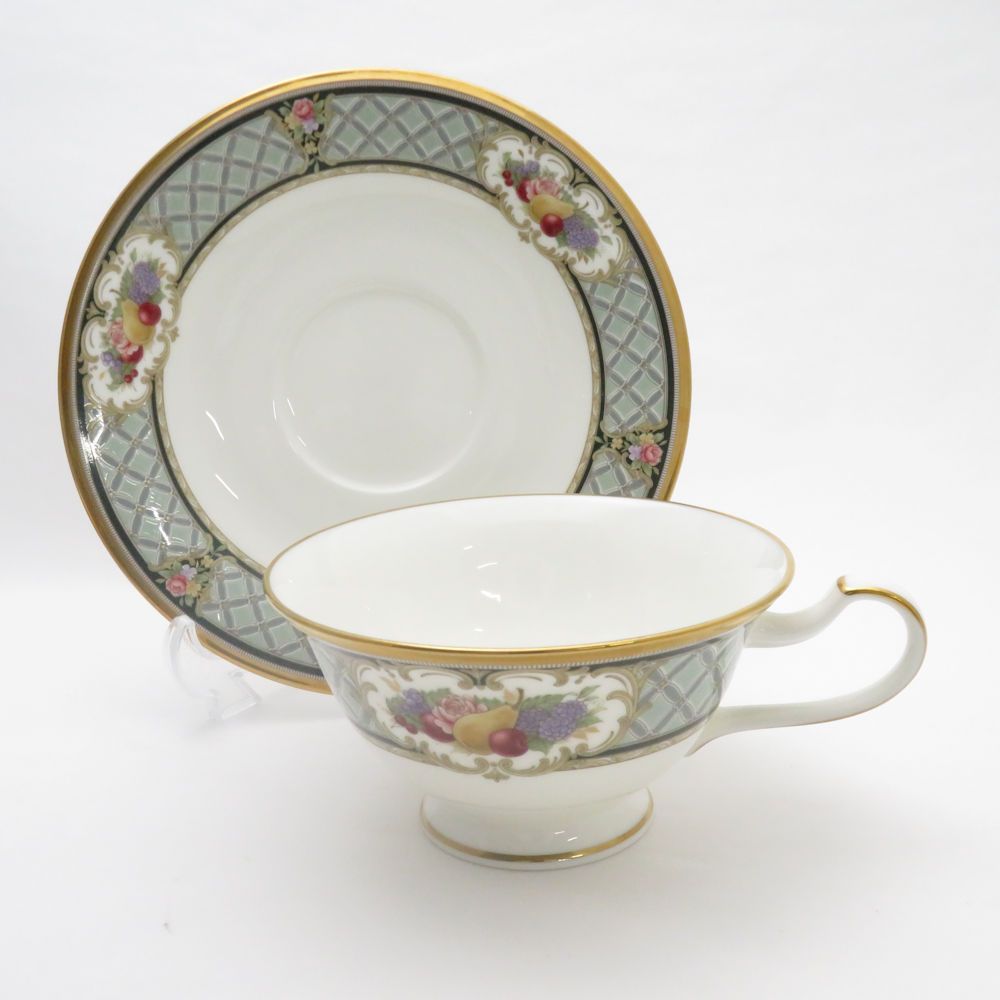 美品 Noritake ノリタケ ロイヤルエンブレム 4587 カップ&ソーサー&中皿2種 3点 21.5/16cmプレートセット ティー コーヒー  SU7597S - メルカリ