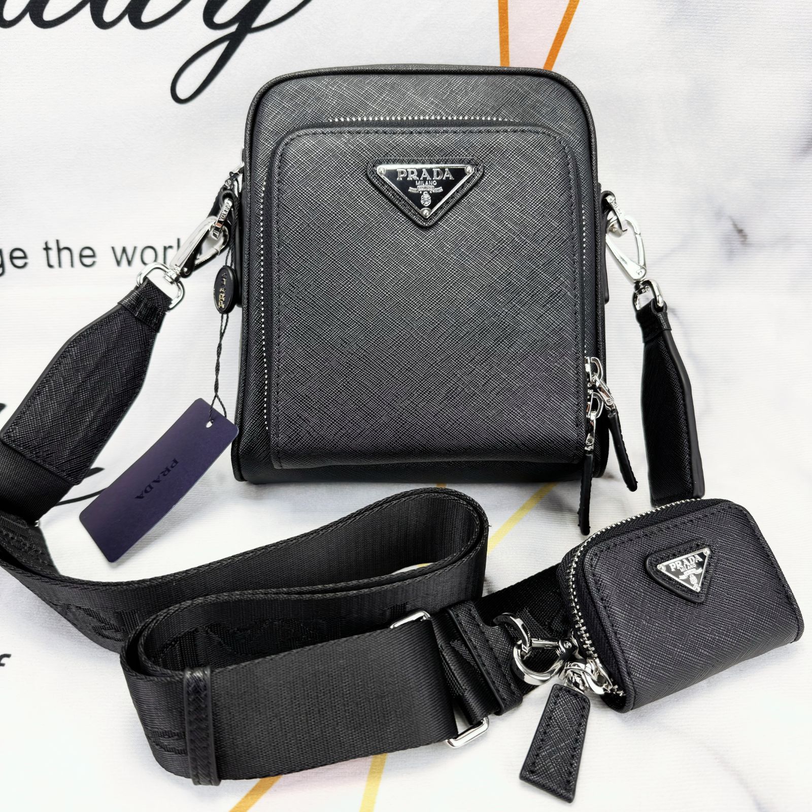 希少！美品】PRADA プラダ 三角ロゴ レザー ショルダーバッグ ブラック  