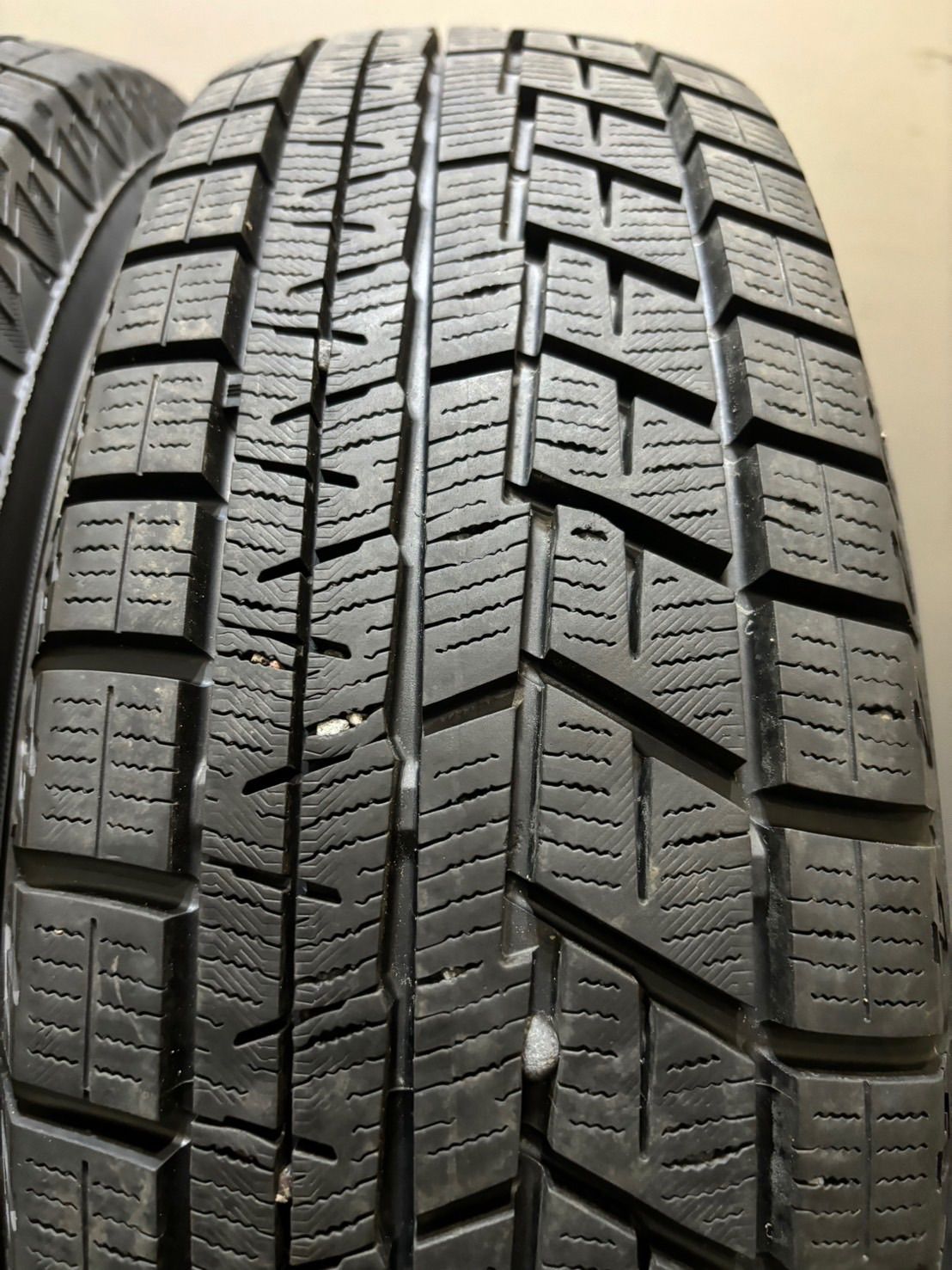 175 70R14 YOKOHAMA ice GUARD iG60 23年製 スタッドレス 4本 ヨコハマ アイスガード アクア ヤリス フィット ヴィッツ 4-K123