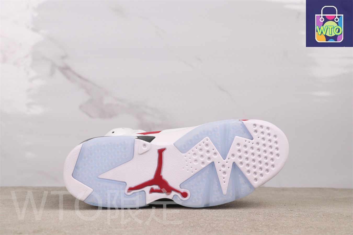 エアジョーダン6 OG　カーマイン ナイキ エア ジョーダン 6 人気カラーのカーマインがNIKEAIRの