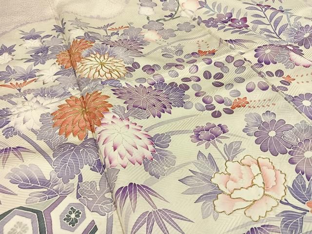振袖フルセット駒刺繍　絞り　草花文　金彩　正絹 振袖 フルセット 駒刺繍 絞り 扇面草花文 金彩 正絹