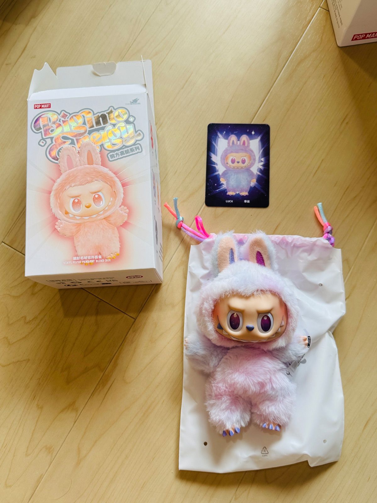 正規品 POPMART】LABUBU 3.0 ラブブ Big into Energy シリーズ