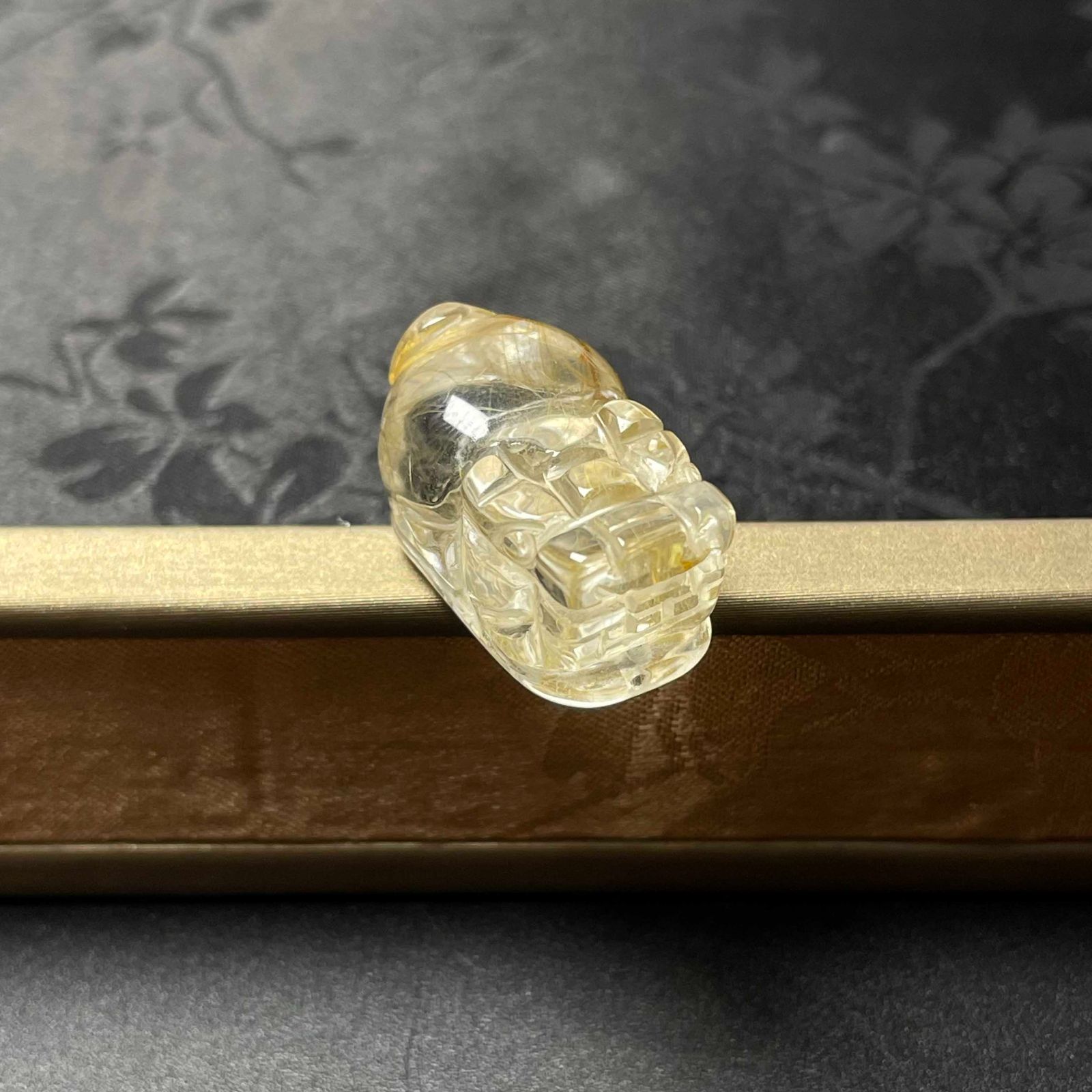 貴重 EU製 ☆タイチンルチル・貔貅☆黄金針水晶 ゴールド