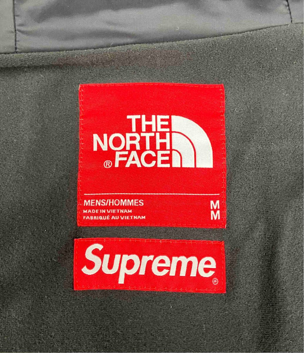 Supreme ブラック フード付きパーカー最終値下げします♪ SUPREME 黒 フーディ 最終値下げ Supreme ブラック フード付きパーカー