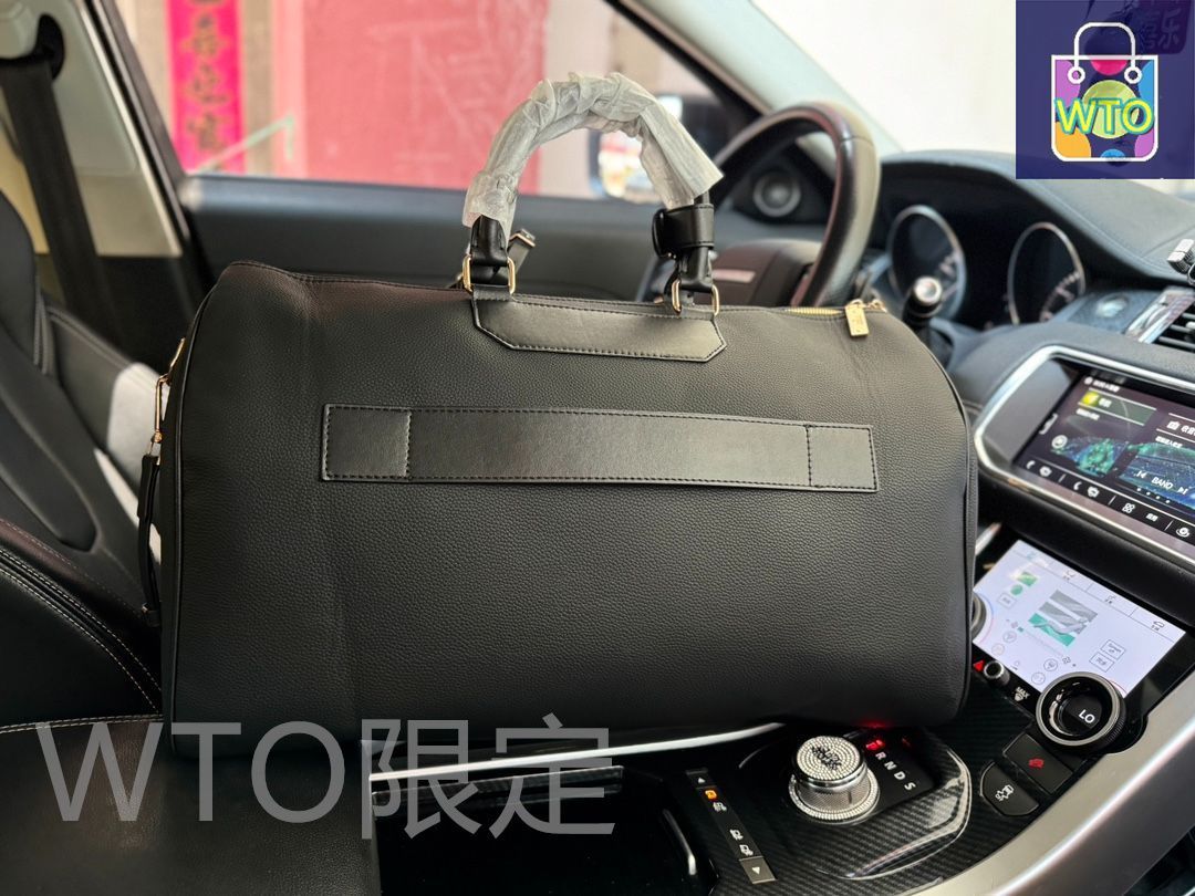 GUCCI ブラック ナイロン ポーチ gucci.png?v=1739411142&width=2700