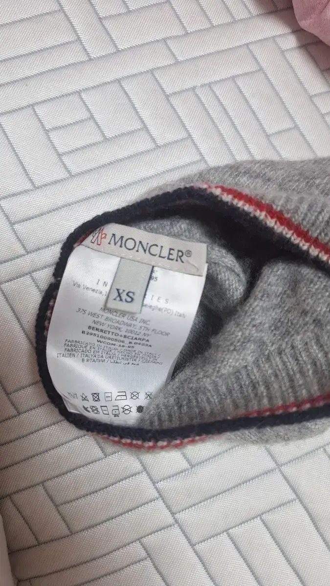 MONCLER モンクレール キッズ グレー ビーニー 帽子