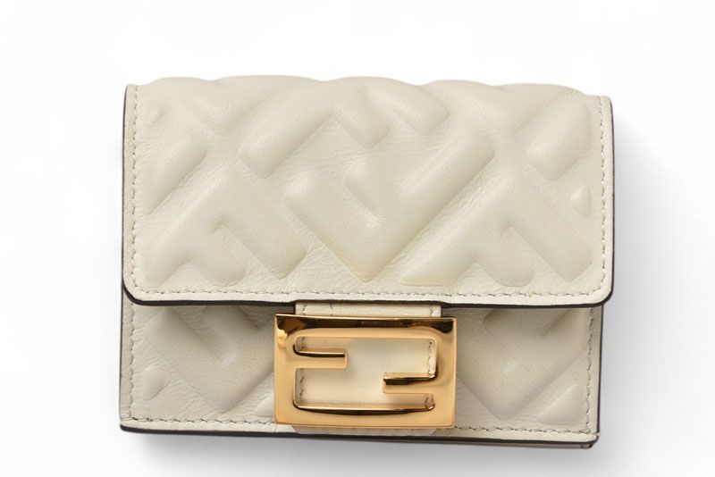 フェンディ 財布|ミニ財布 バゲット FENDI 三つ折り 8M0395 BAGUETTE MICRO TRIFOLD 8M0395 オフホワイト