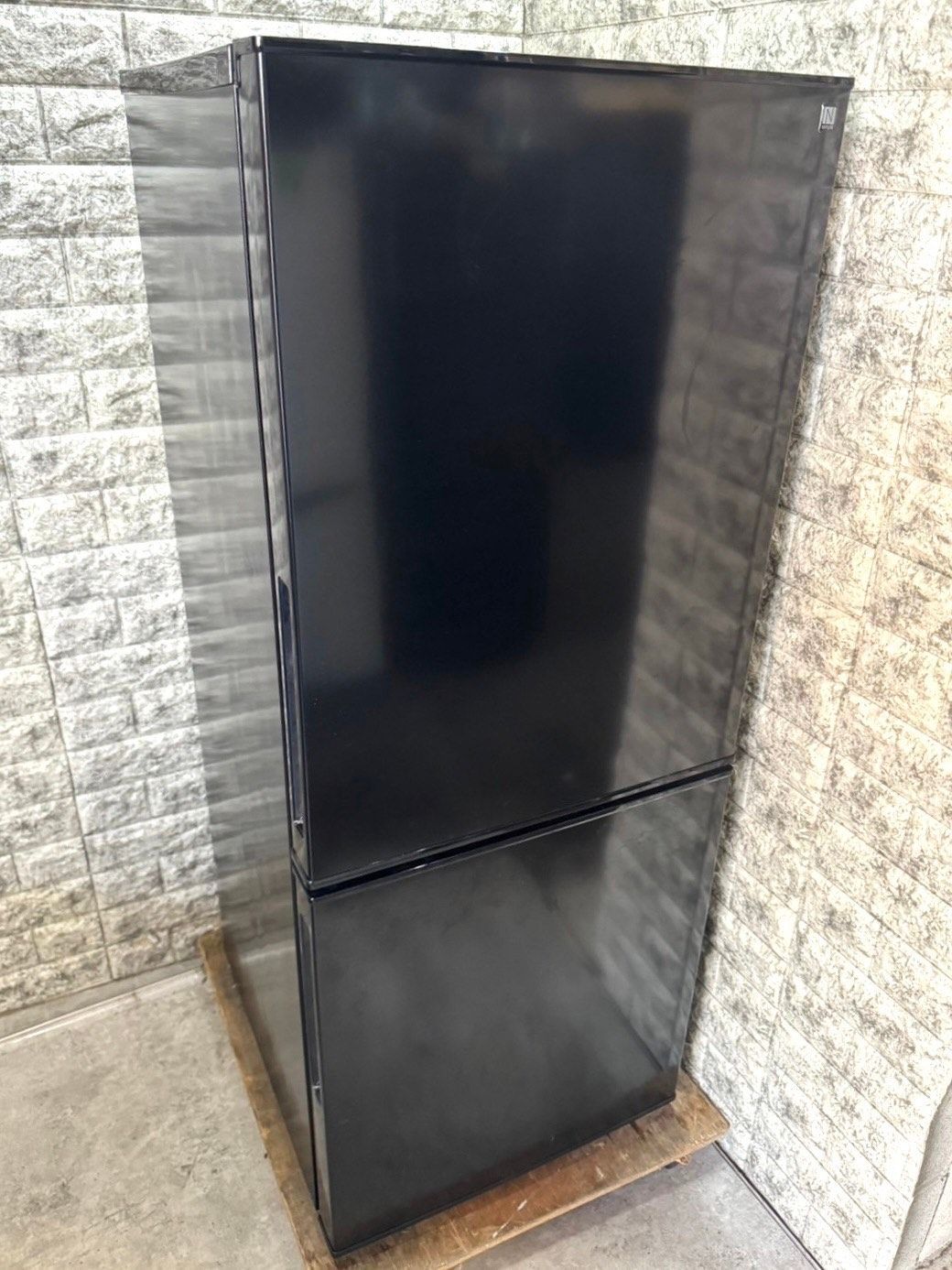 大阪送料無料☆3か月保障付き☆冷蔵庫☆2022年☆ニトリ☆140L☆NTR  