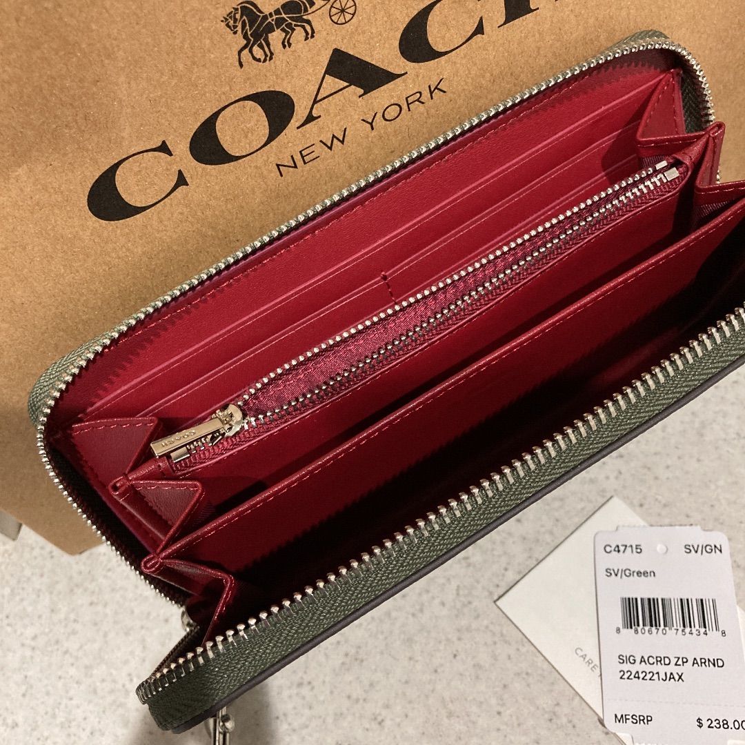 新品】COACHコーチ長財布シグネチャー パンチング グリーン カーキ