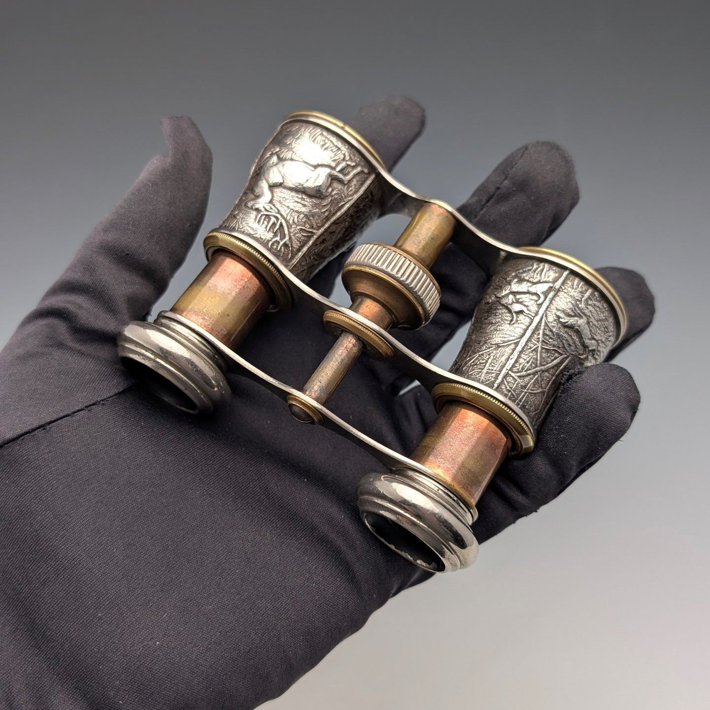 1900年頃 アンティーク シルバープレート製 ハンティング装飾 オペラグラス 双眼鏡 1900年頃 アンティーク シルバープレート製 ハンティング装飾