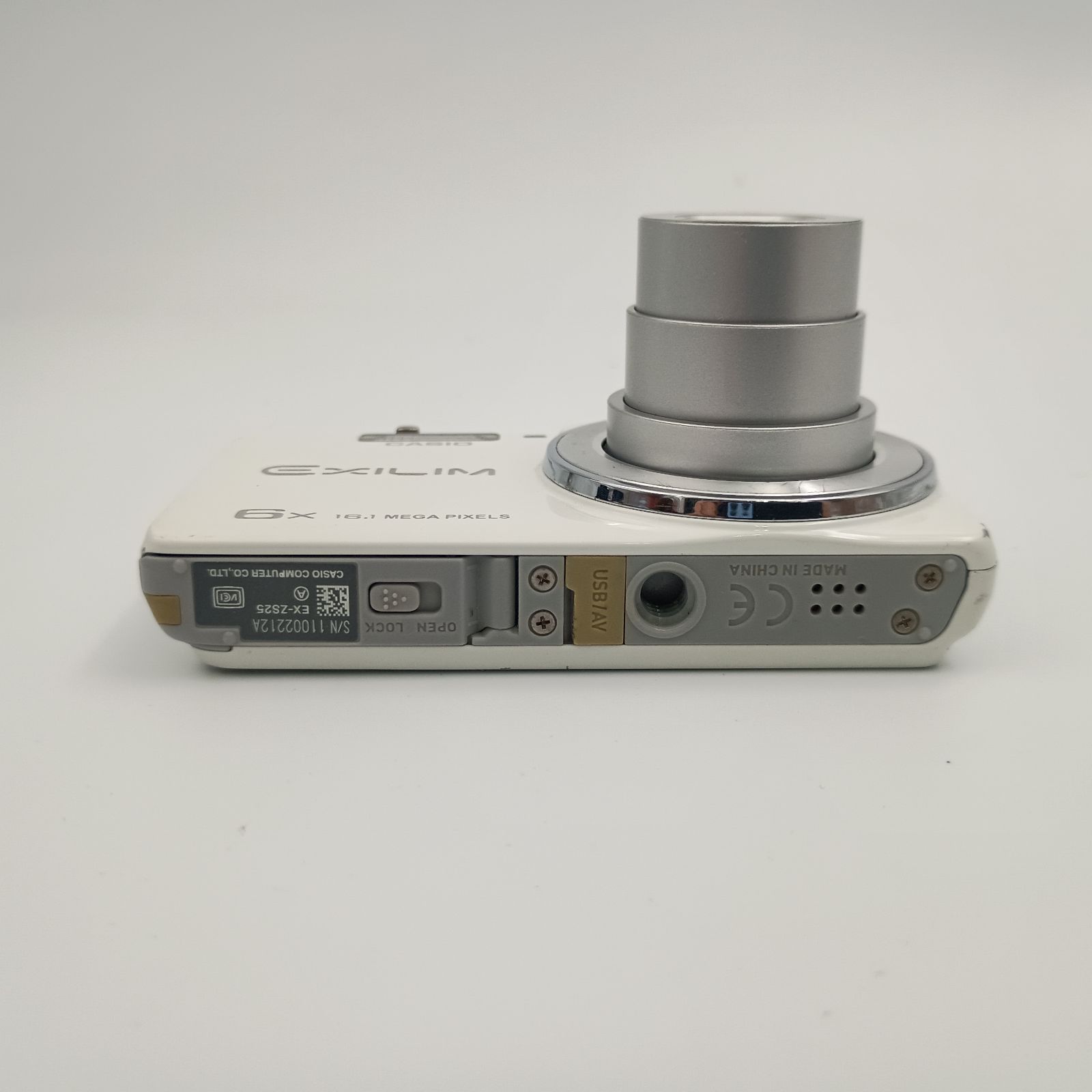 CASIO EXILIM EX-ZS25 ホワイト コンパクトデジタルカメラ EX-ZS25 - デジタルカメラ - CASIO