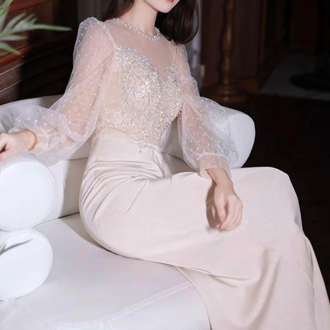 パールの美しいロングイブニングドレス?.?