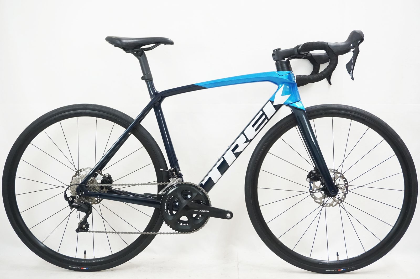 オーストラリアで購入 ＊ TREK EMONDA SL5 ロードバイク　美品 オーストラリアで購入 ＊ TREK EMONDA SL5 ロードバイク 美品