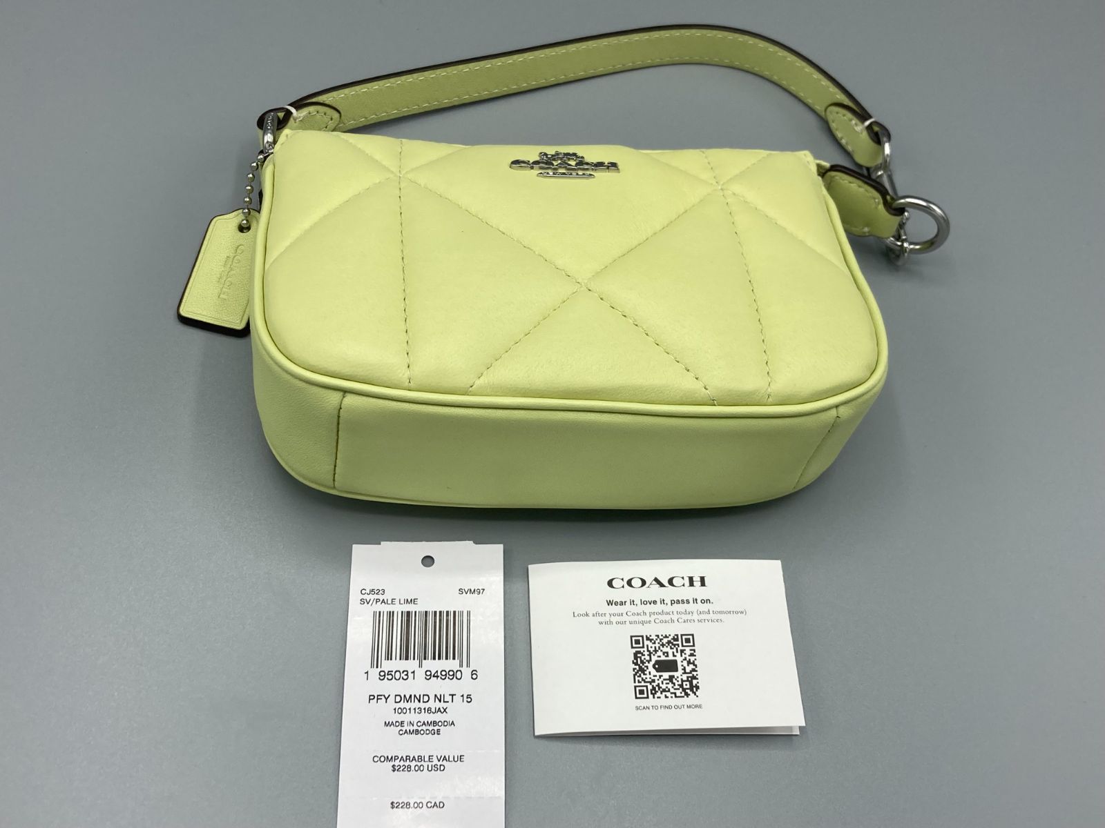 コーチ COACH】【日本未発売品】マルチポーチ ノリ―タ15 パッフィー