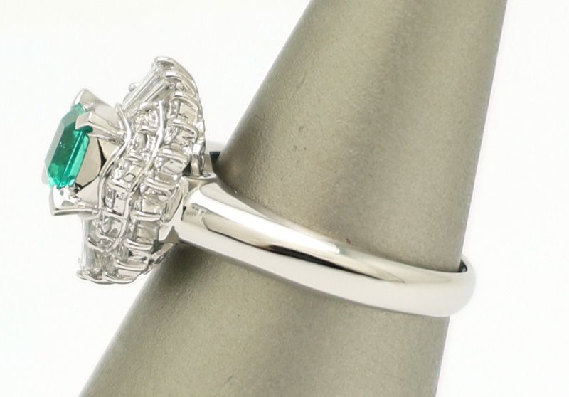 楠本質店|元住吉 Pt900 エメラルド&ダイヤ リング エメラルド0.65ct|ダイヤ0.79ct 15.5号