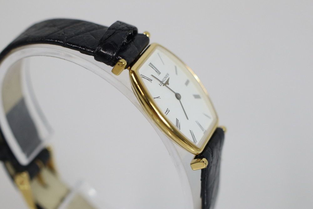 文字盤ホワイト