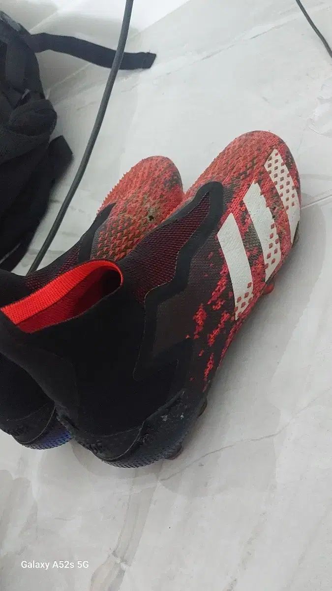 アディダス　プレデター　26.5 2025年最新】アディダス プレデター 26.5の人気アイテム - メルカリ