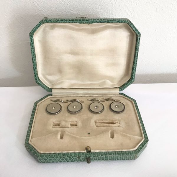 その他 🇬🇧Studs in box 箱入りボタン 1900年代UKアンティーク