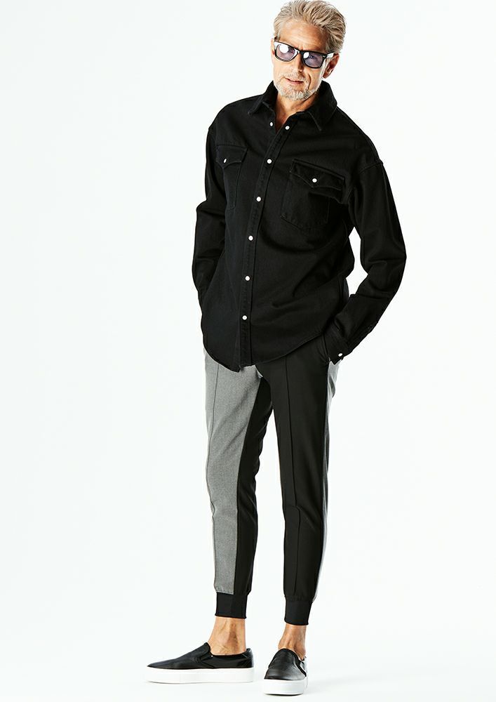 【未使用】AKM 2WAY CRAZY RIB SLACKS サイズM 未使用 AKM M ブラック x ダークグレー 2WAY THERMO TWILL CRAZY